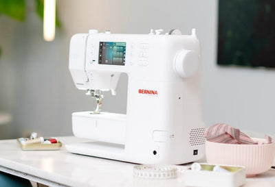 Bernina S-335