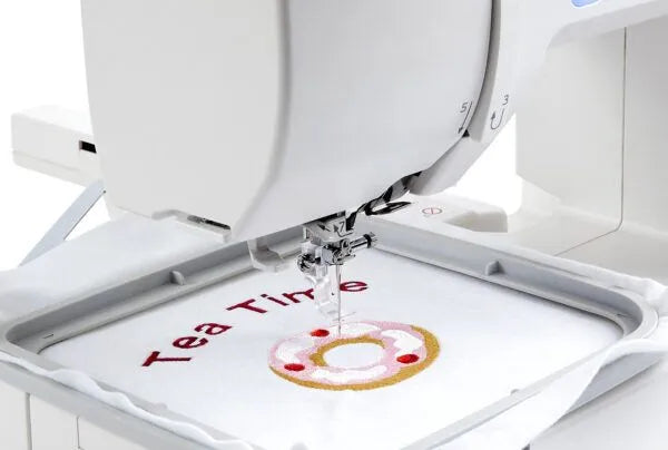 Janome MC1000 Sewing and Embroide machine