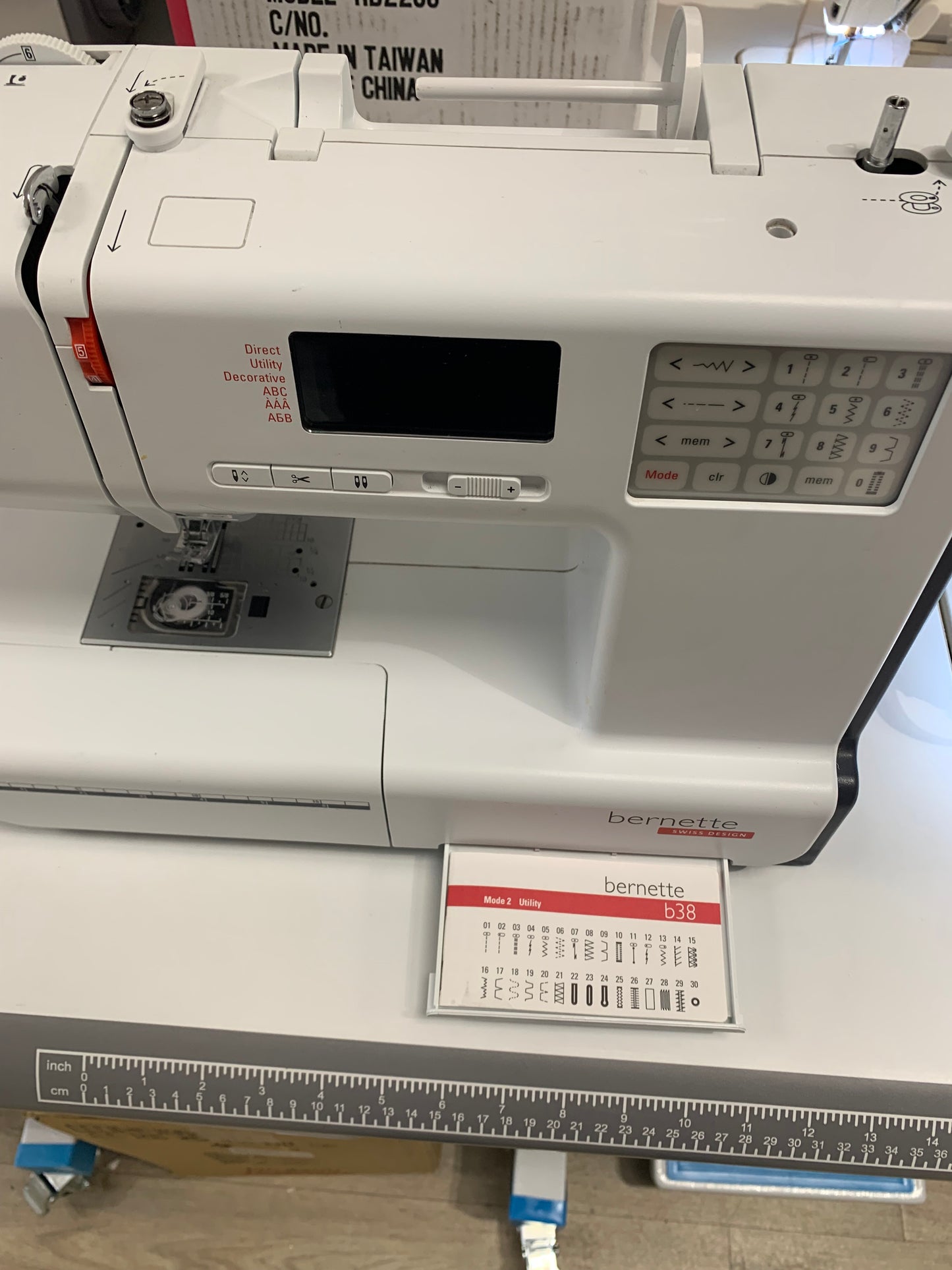Bernette b38 Computerized ex show model