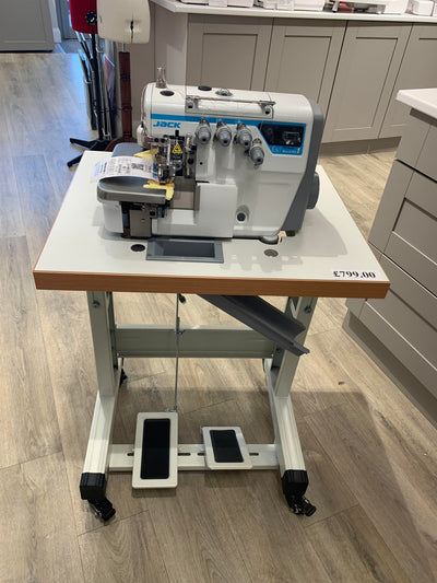 Jack  4 thread Overlocker with a small top and stand